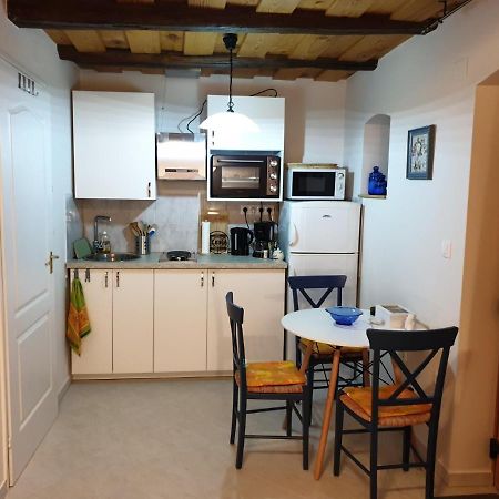 Kis Haz Apartman Zalacsány Exteriör bild